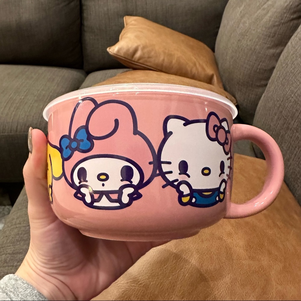 Hello Kitty and Friends Microwaveable Bowl Mug with Lid